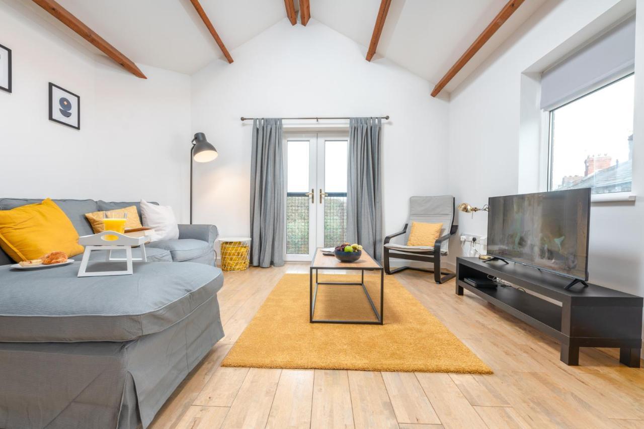 קארדיף Stayright- 2 Bedroom House, Centrally Located & Close Walk To City Centre מראה חיצוני תמונה