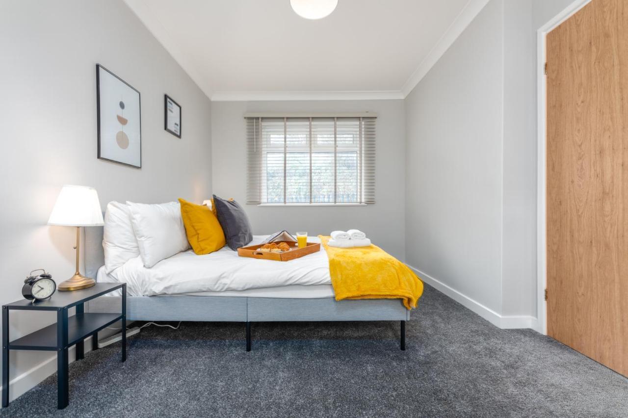 קארדיף Stayright- 2 Bedroom House, Centrally Located & Close Walk To City Centre מראה חיצוני תמונה